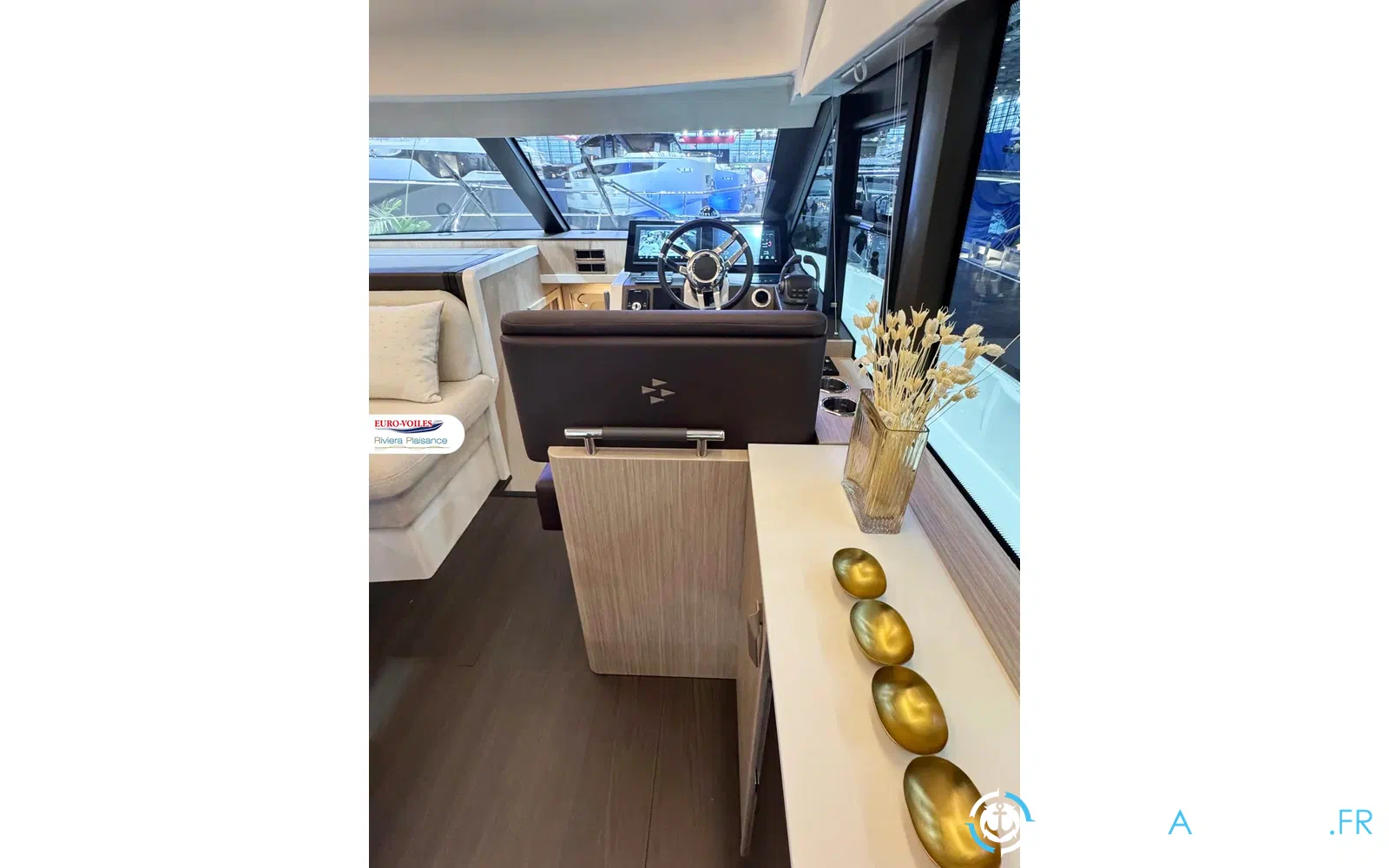 slider 16 Prestige Yachts F4.3