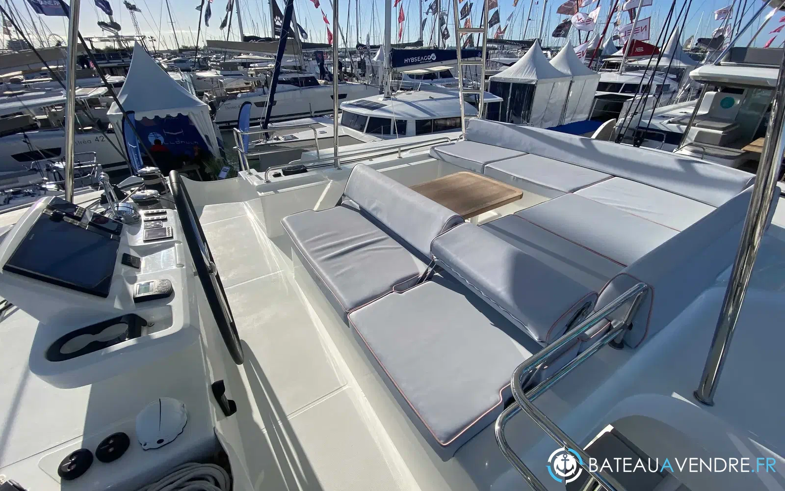 slider 9 Lagoon 51