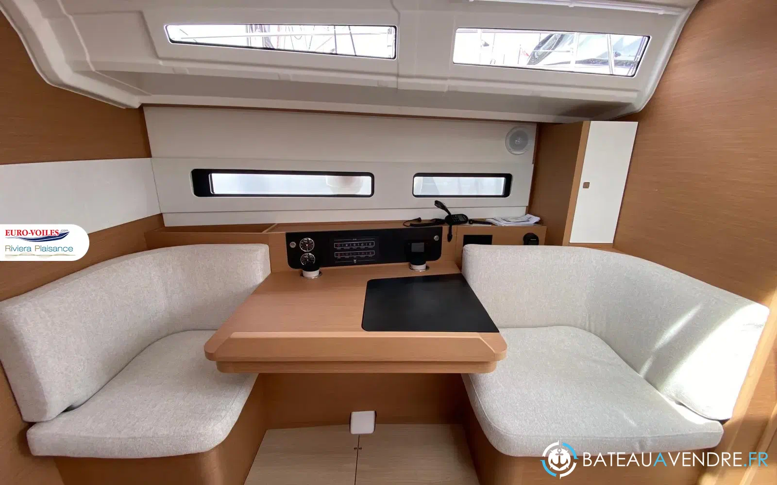 slider 11 Jeanneau Sun Odyssey 415