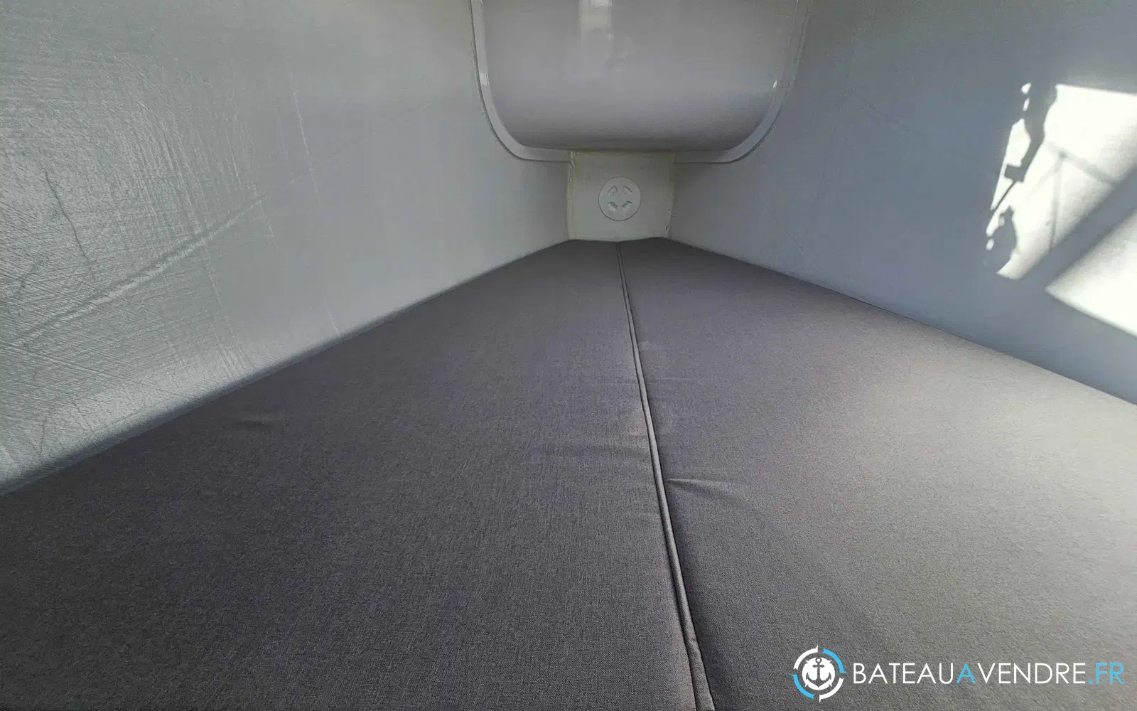 slider 12 Beneteau First 30