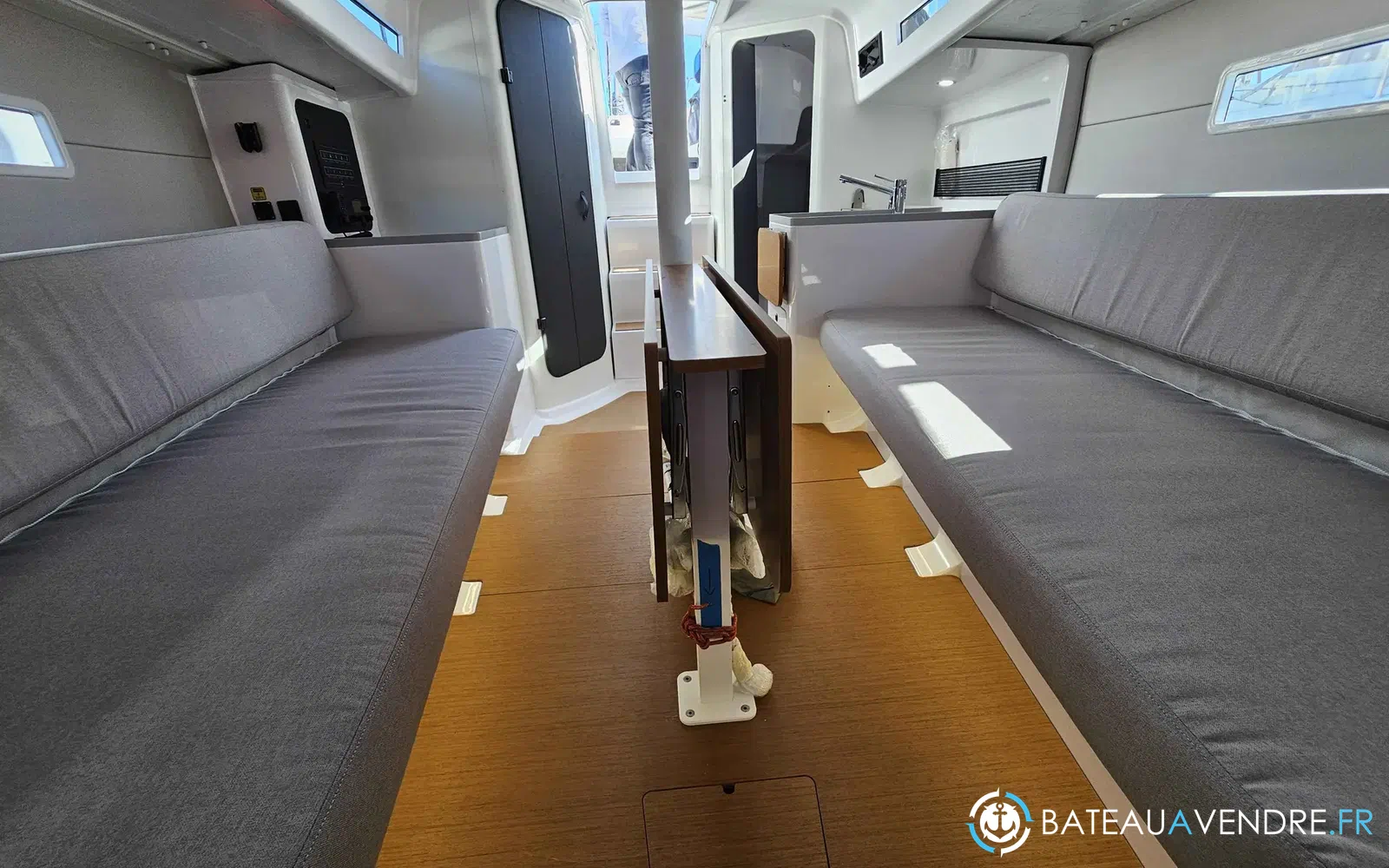 slider 14 Beneteau First 30