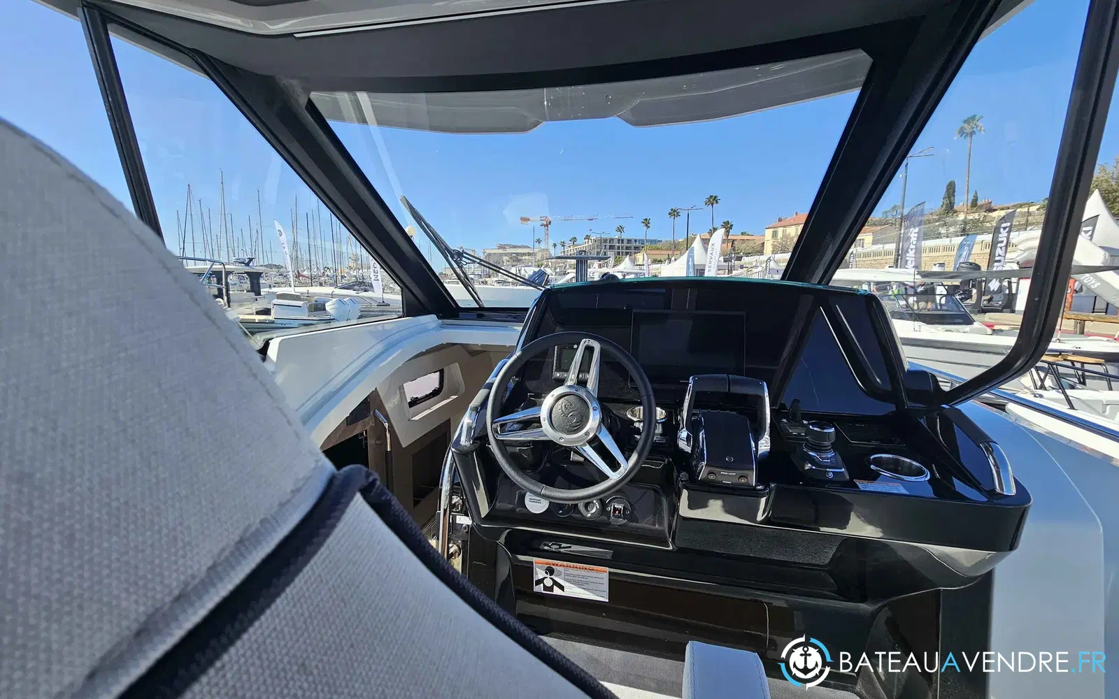 slider 10 Beneteau Gran Turismo 35