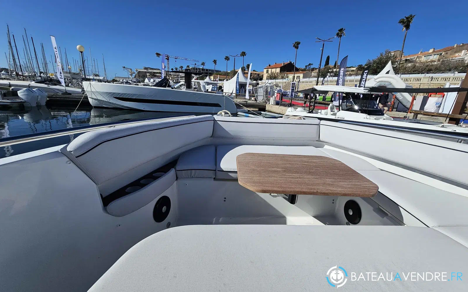 slider 17 Beneteau Gran Turismo 35