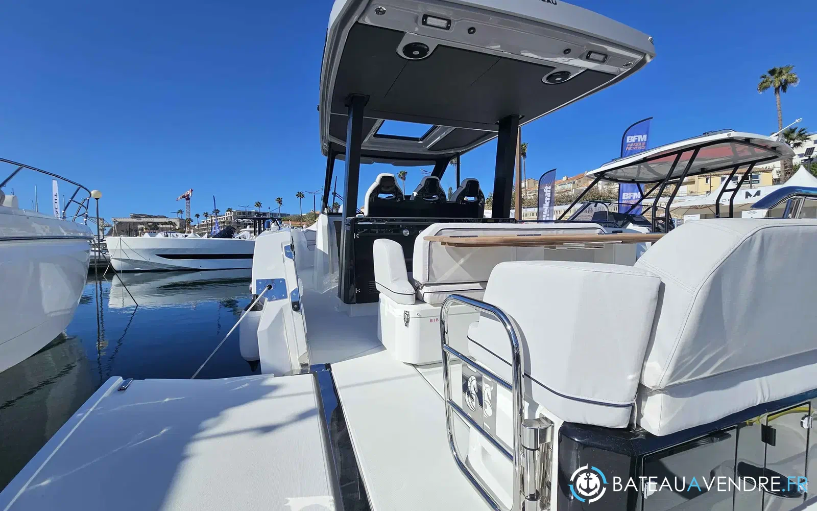 slider 5 Beneteau Gran Turismo 35