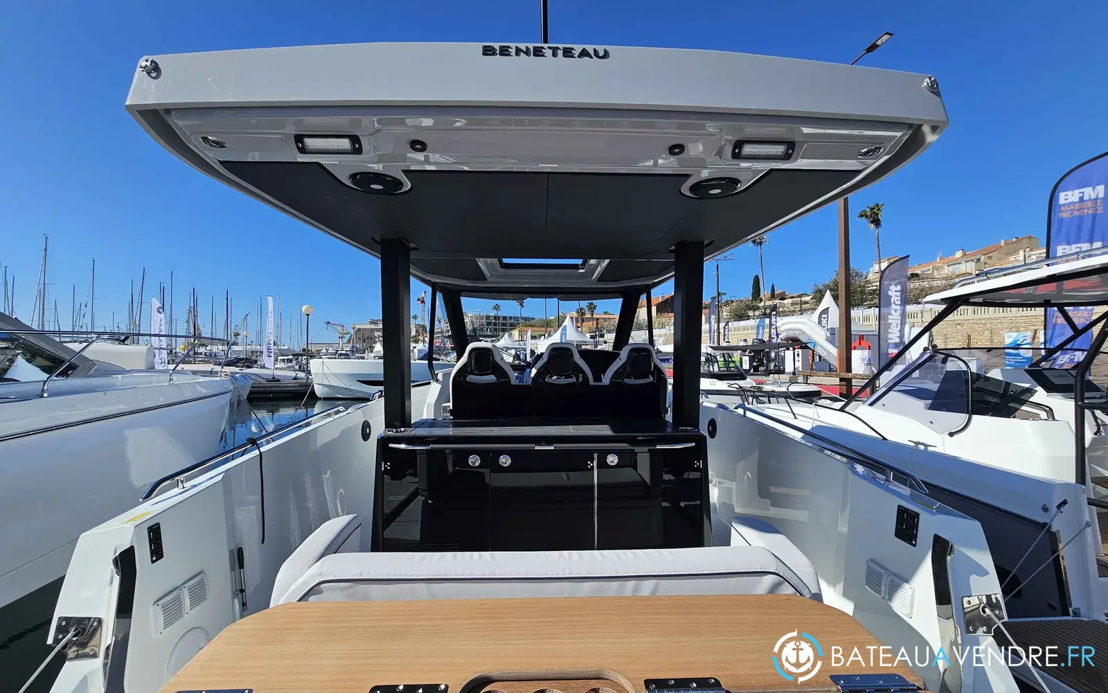 slider 6 Beneteau Gran Turismo 35