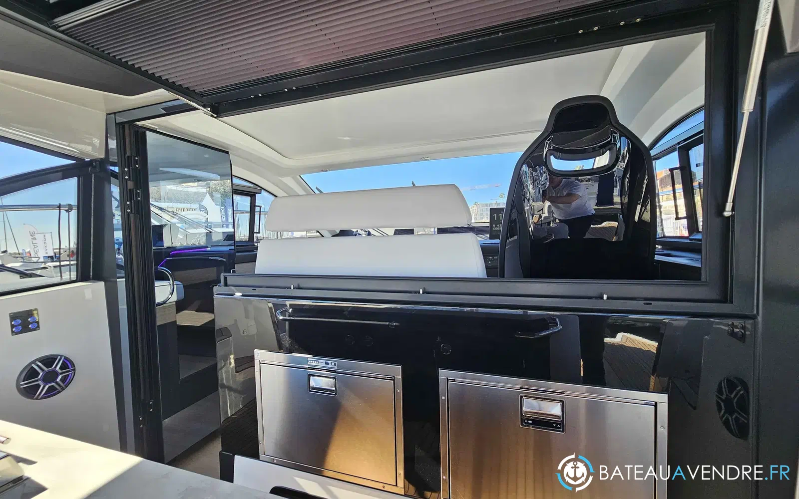 slider 12 Beneteau Gran Turismo 40