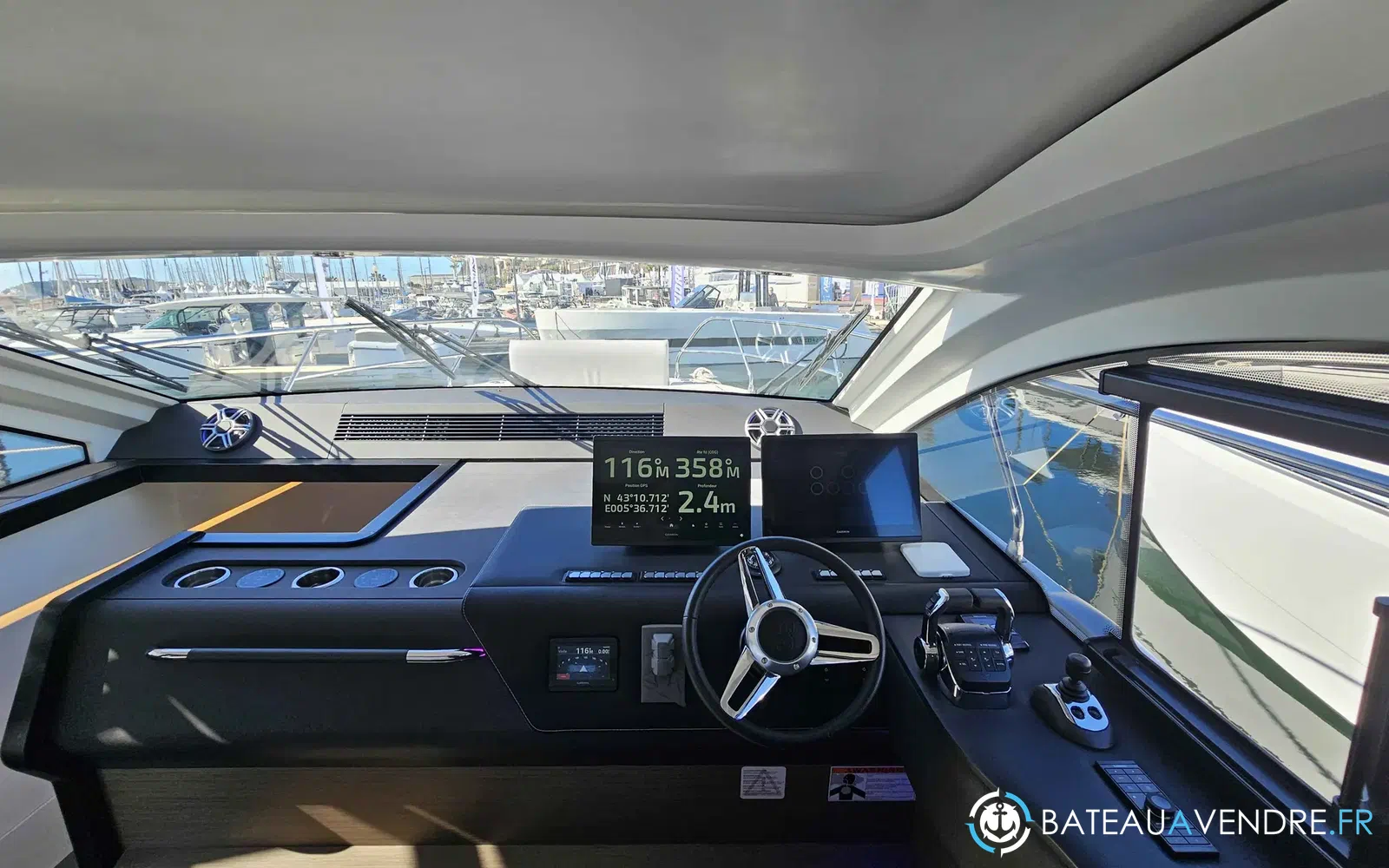 slider 14 Beneteau Gran Turismo 40