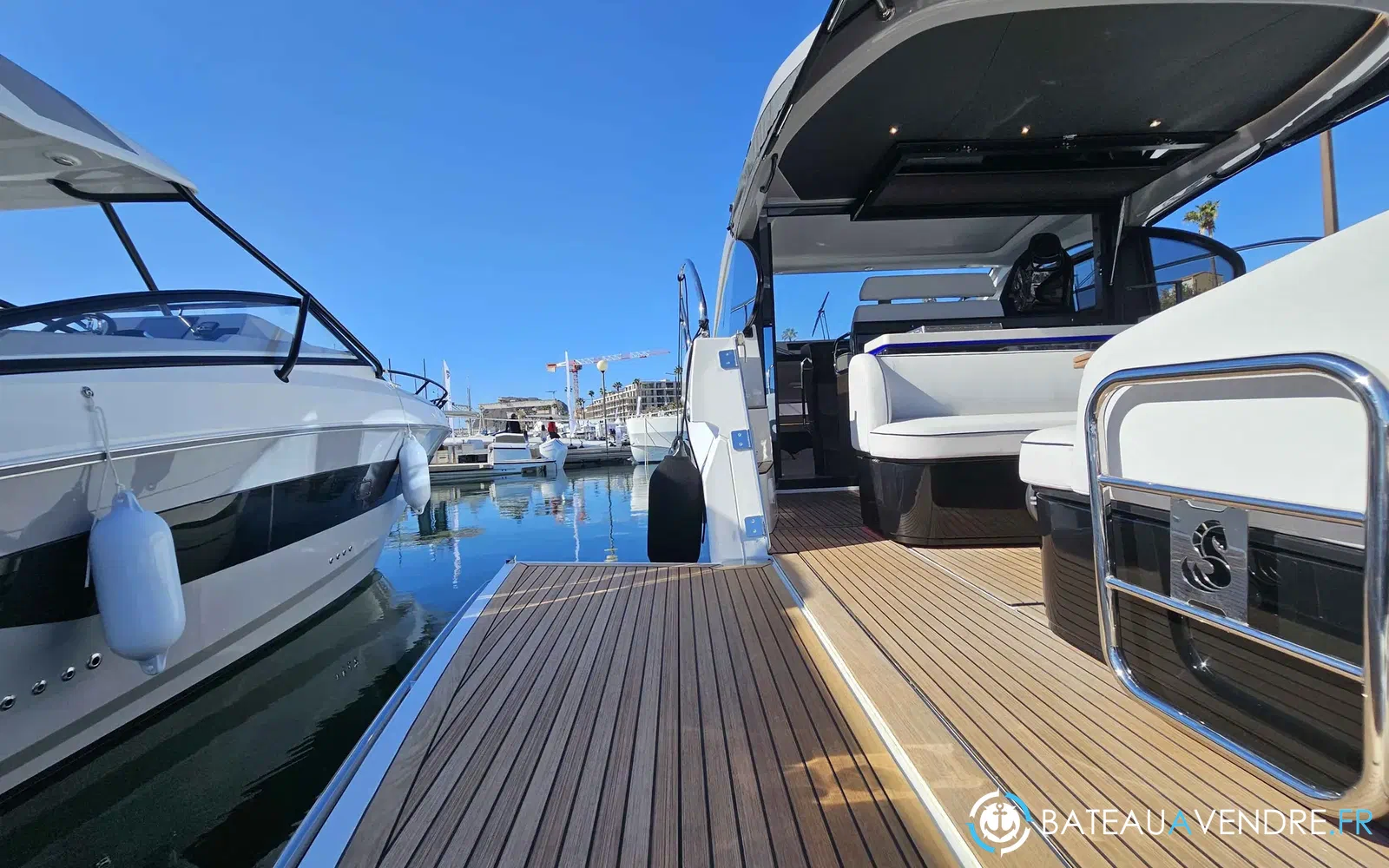 slider 8 Beneteau Gran Turismo 40
