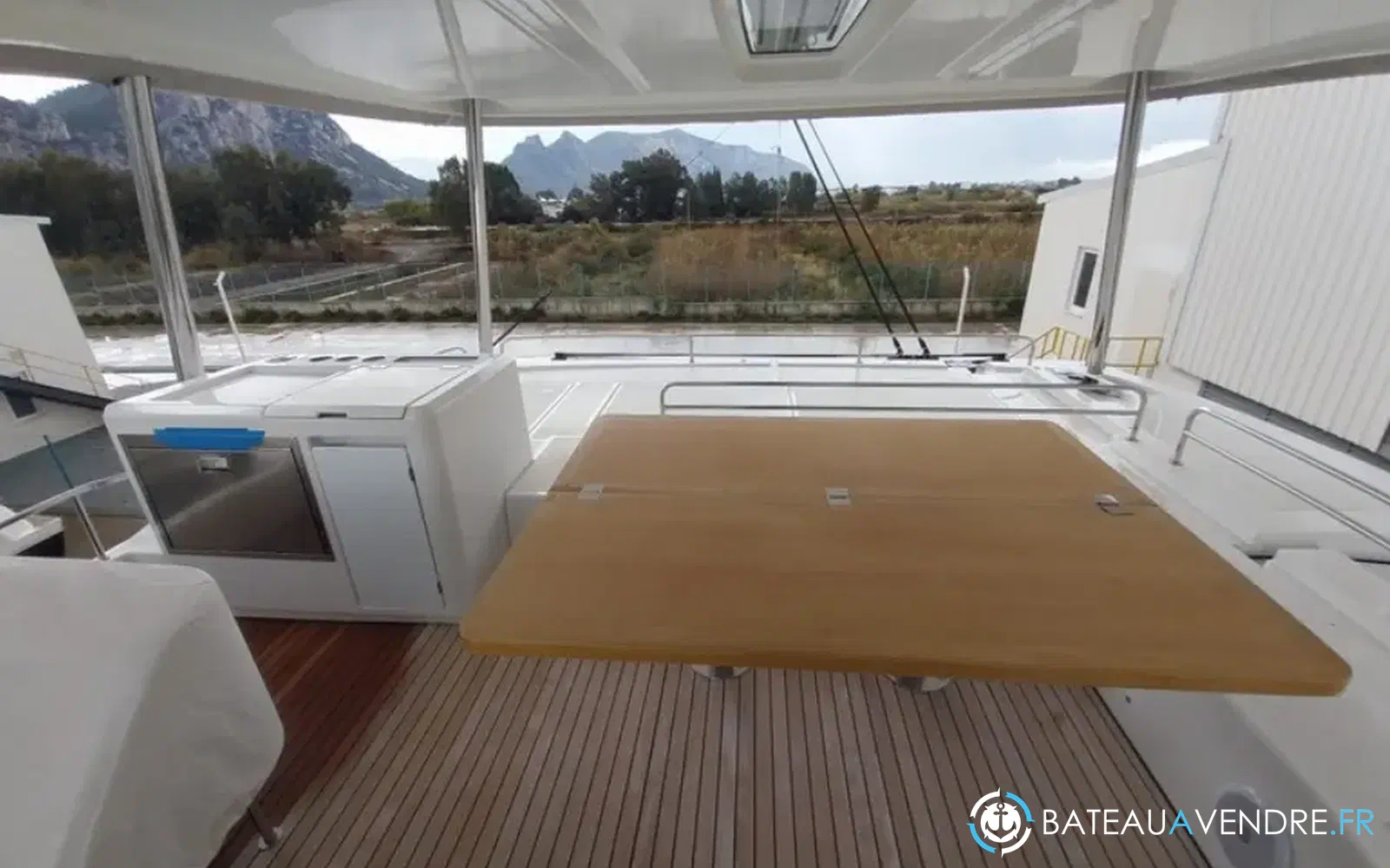 slider 16 Lagoon 55