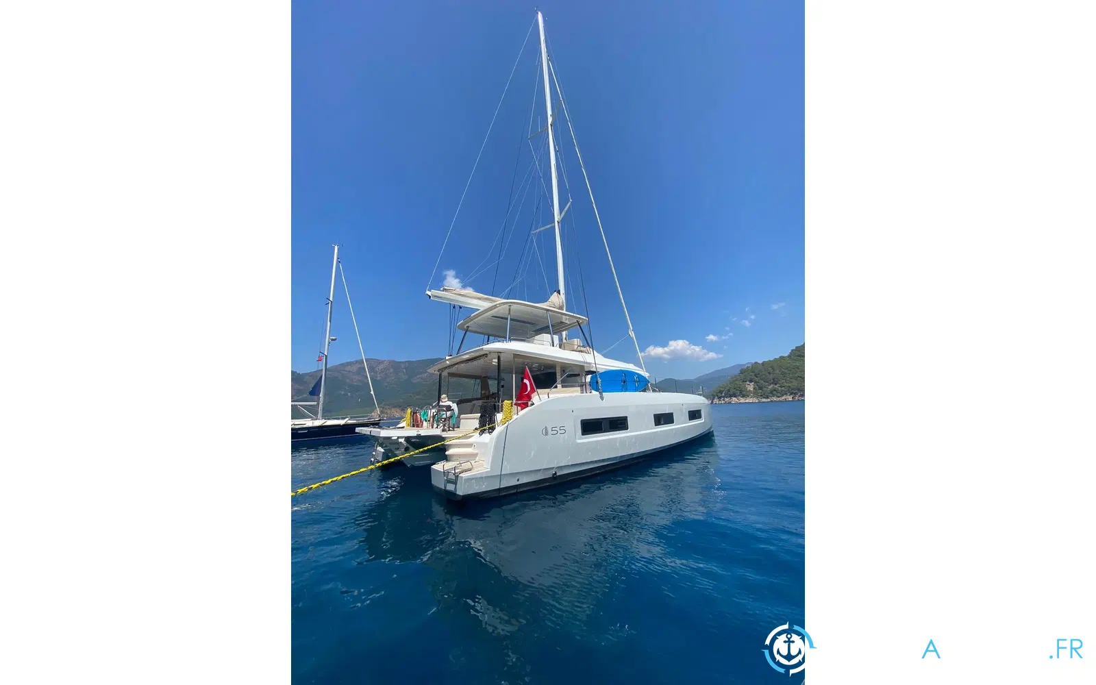 slider 6 Lagoon 55