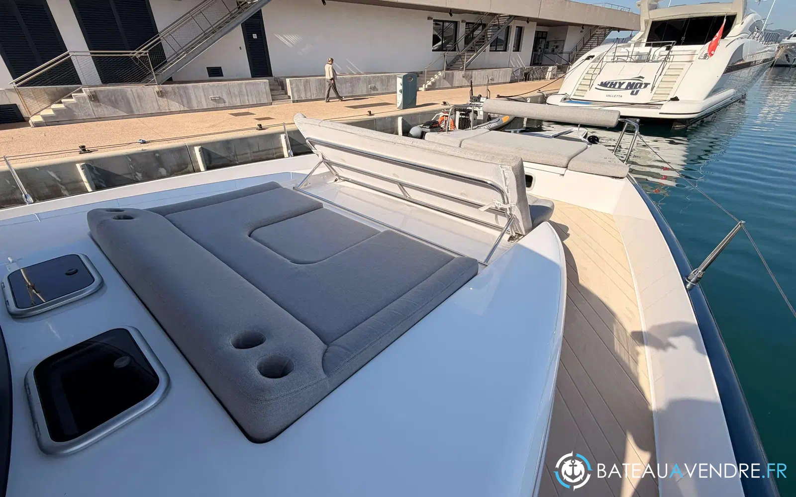 slider 14 Jeanneau Sea Loft 480