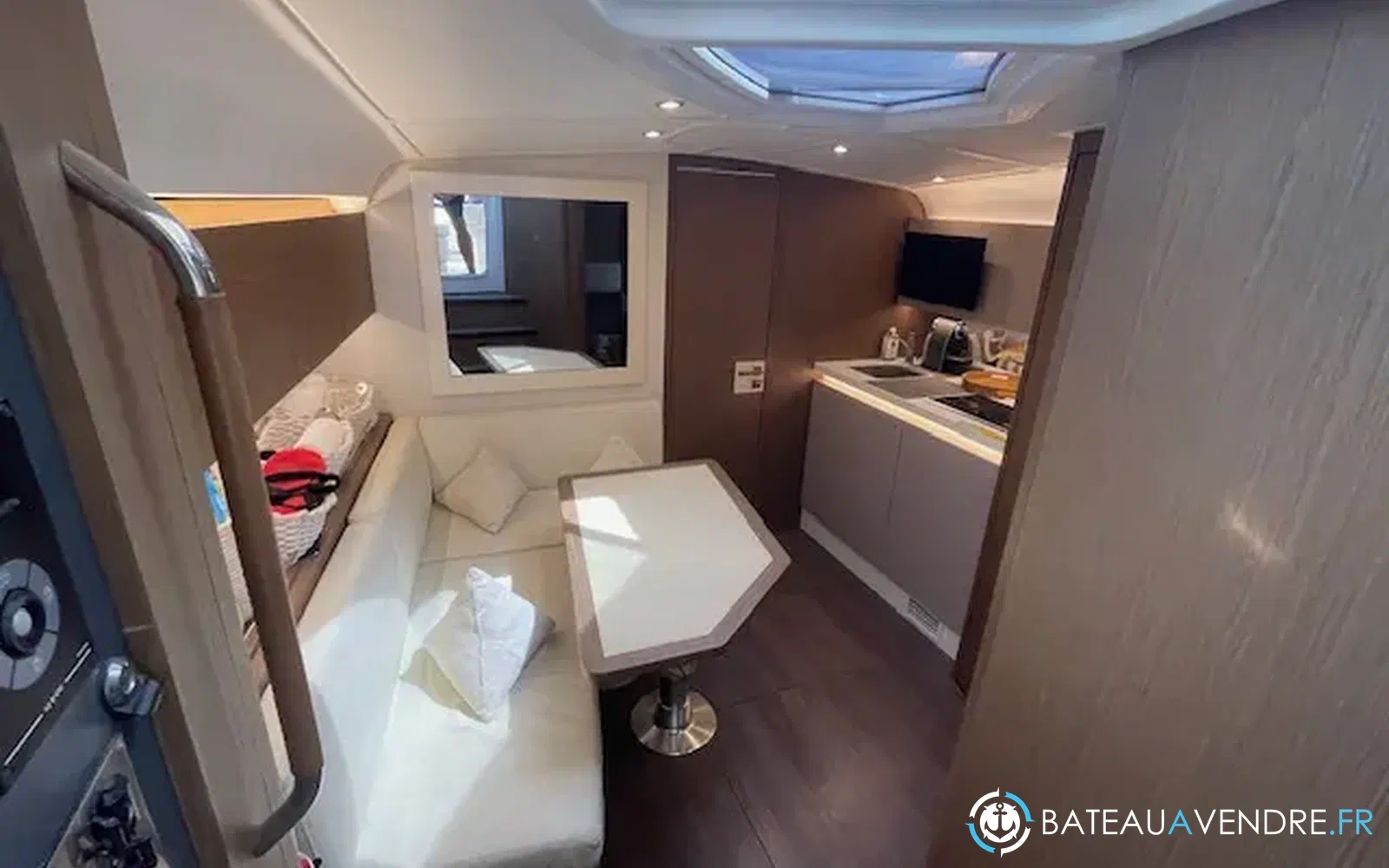 slider 11 Beneteau Gran Turismo 40