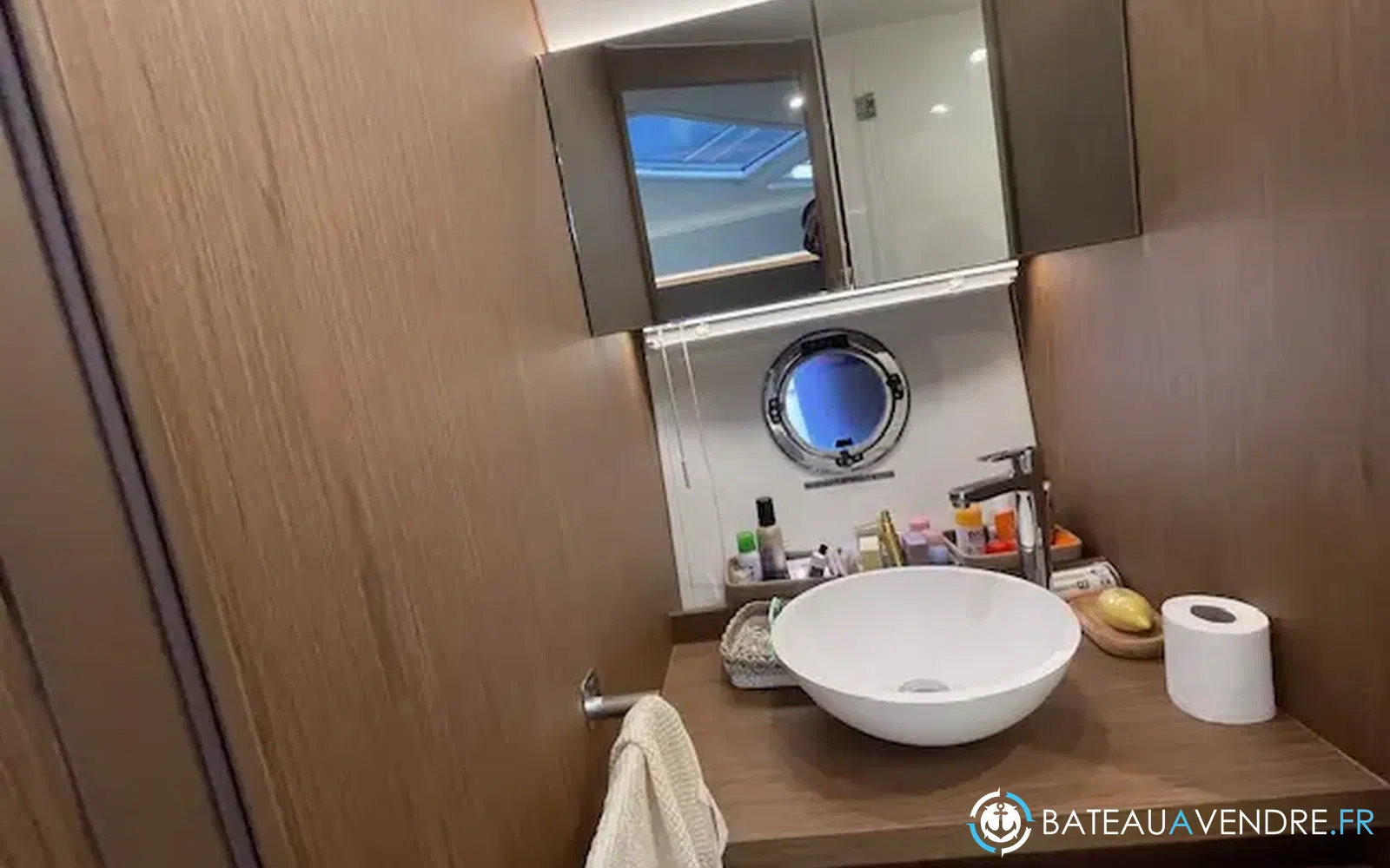 slider 15 Beneteau Gran Turismo 40