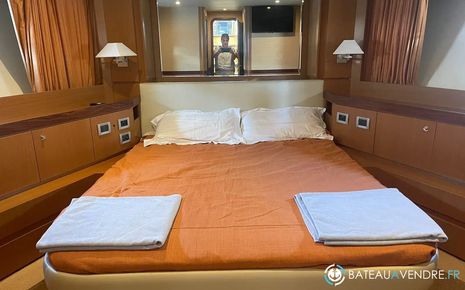 slider 4 Ferretti Altura 690