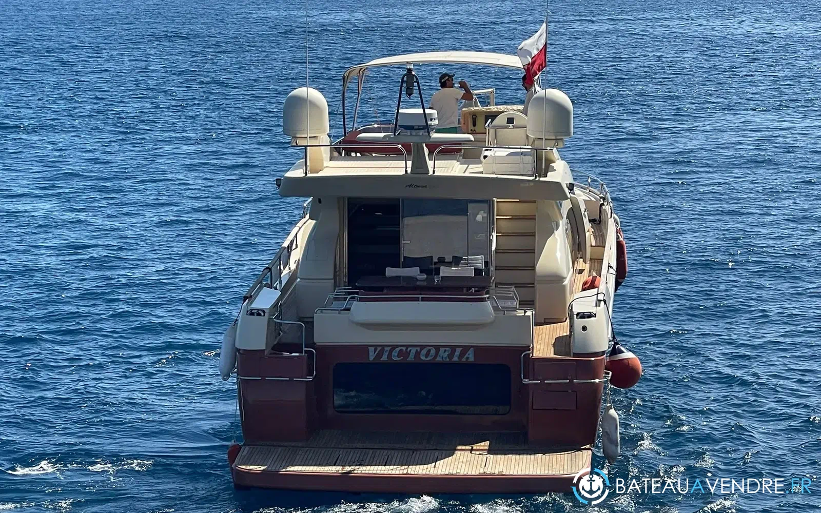 slider 24 Ferretti Altura 690