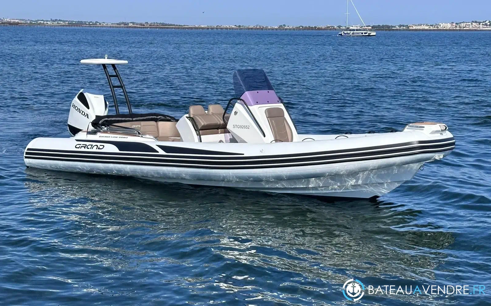 slider 0 Grand Golden Line 680