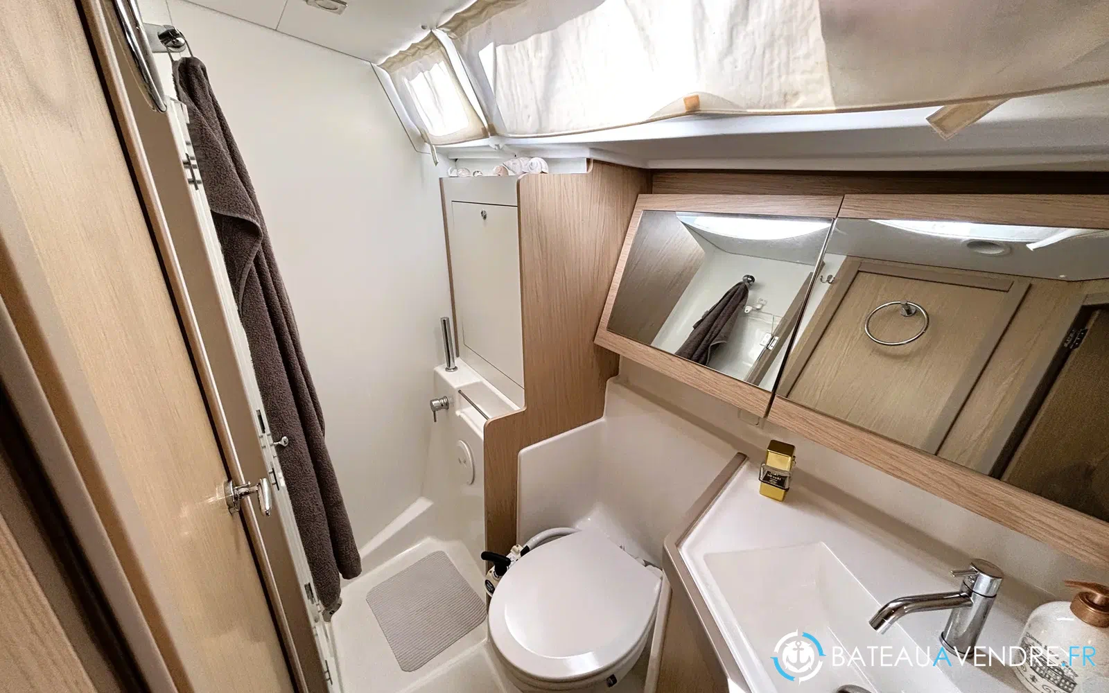 slider 34 Beneteau Oceanis 45