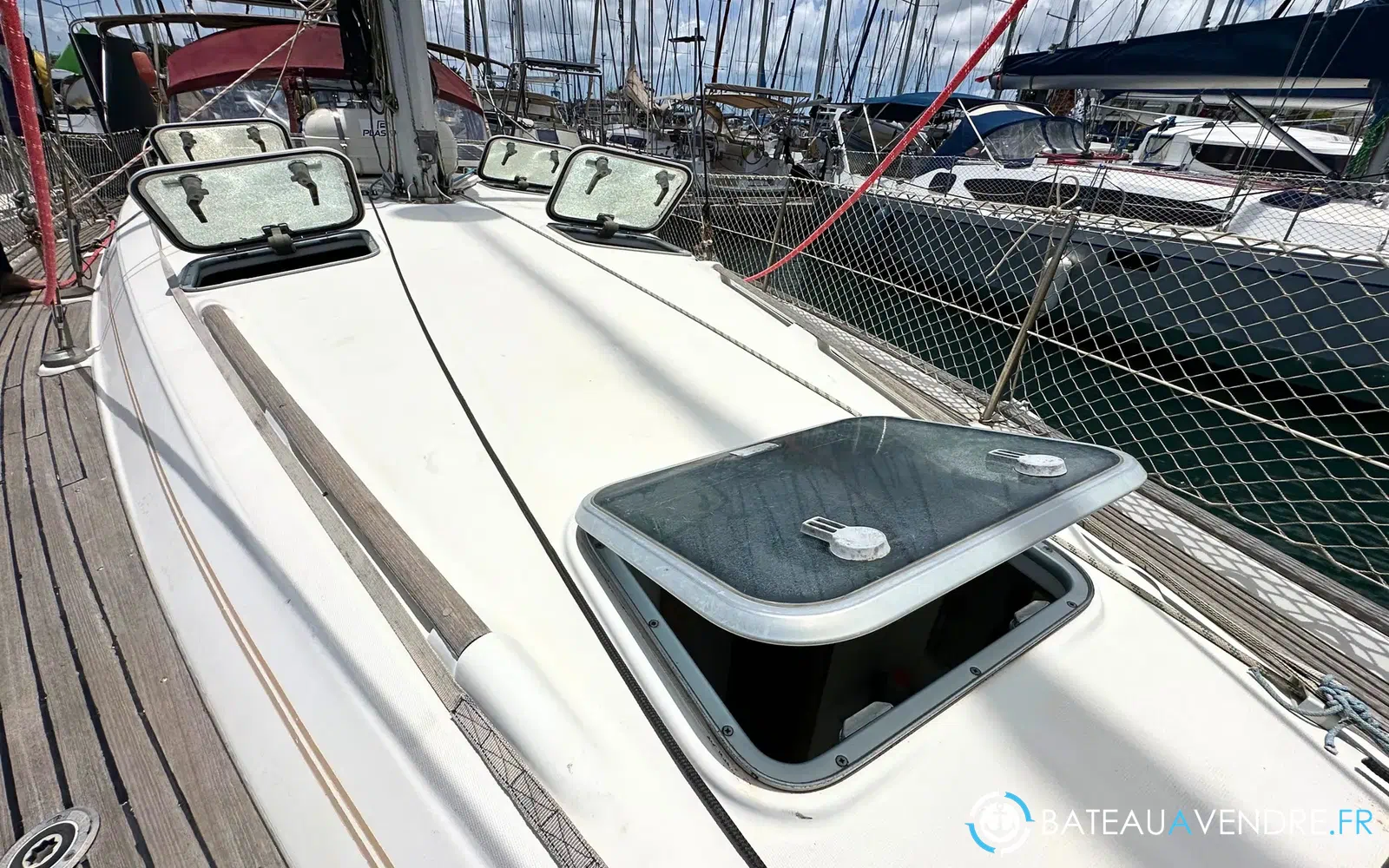 slider 12 Beneteau Oceanis 411 Clipper