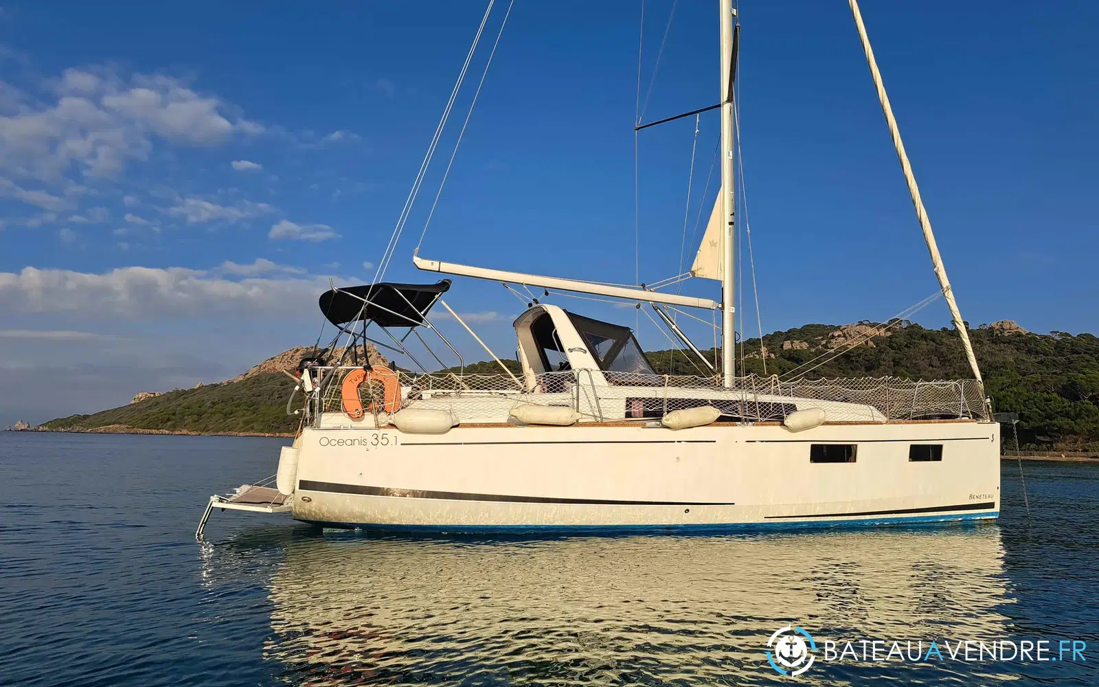 slider 1 Beneteau Oceanis 35.1
