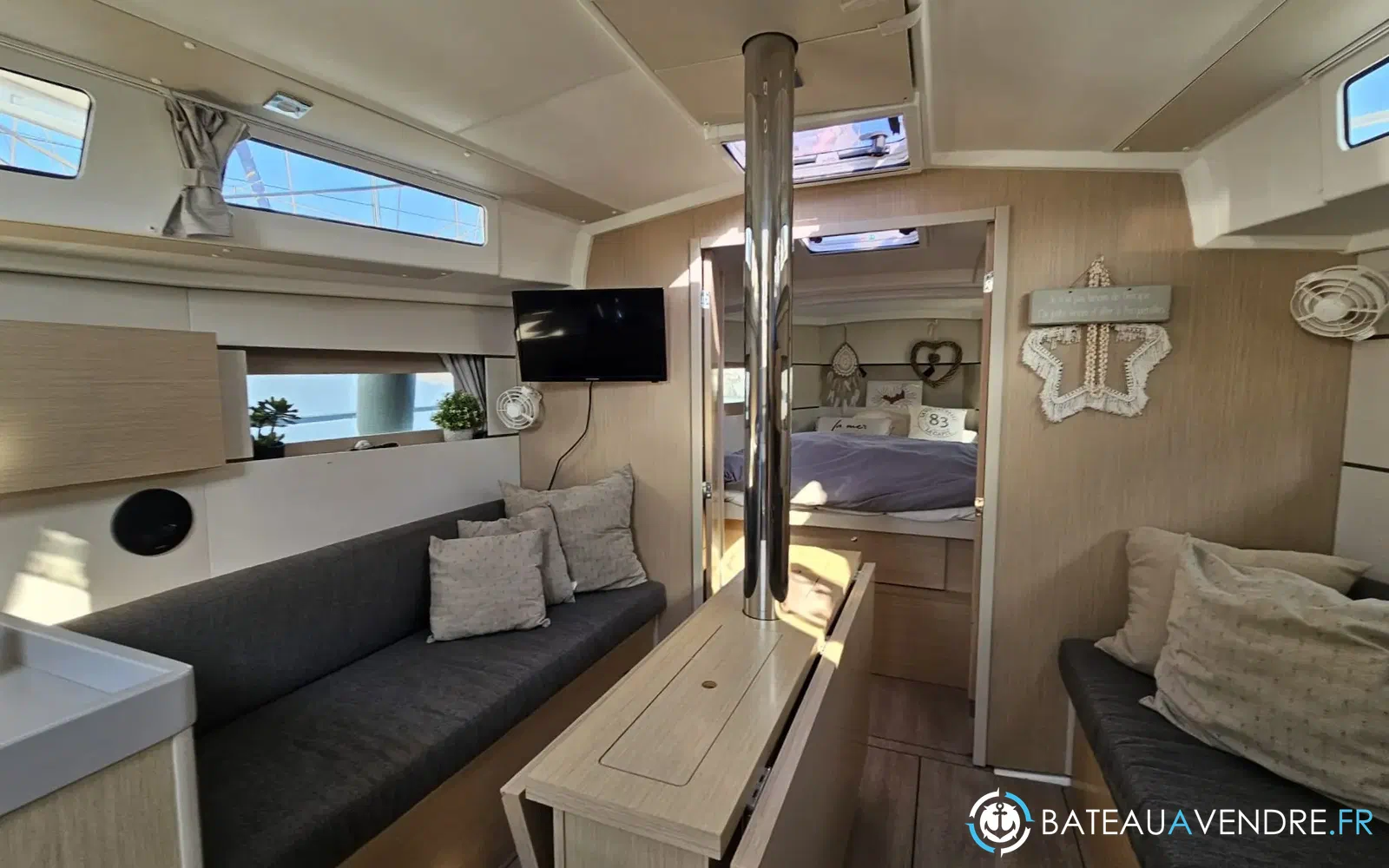 slider 11 Beneteau Oceanis 38.1