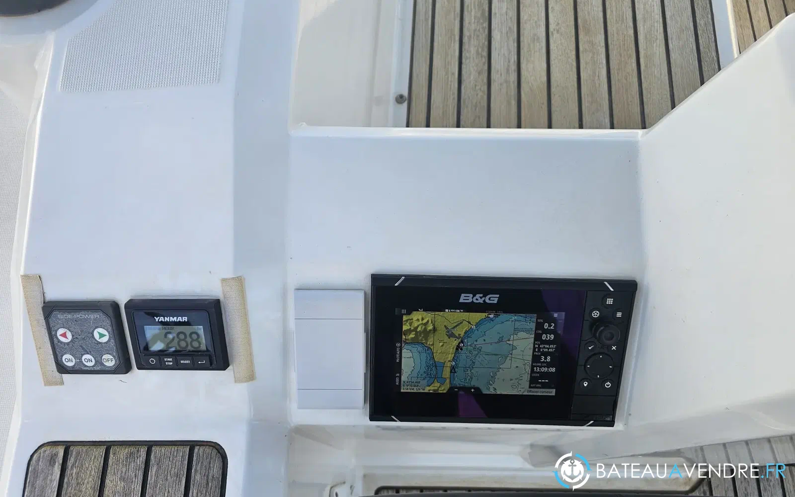 slider 6 Beneteau Oceanis 38.1