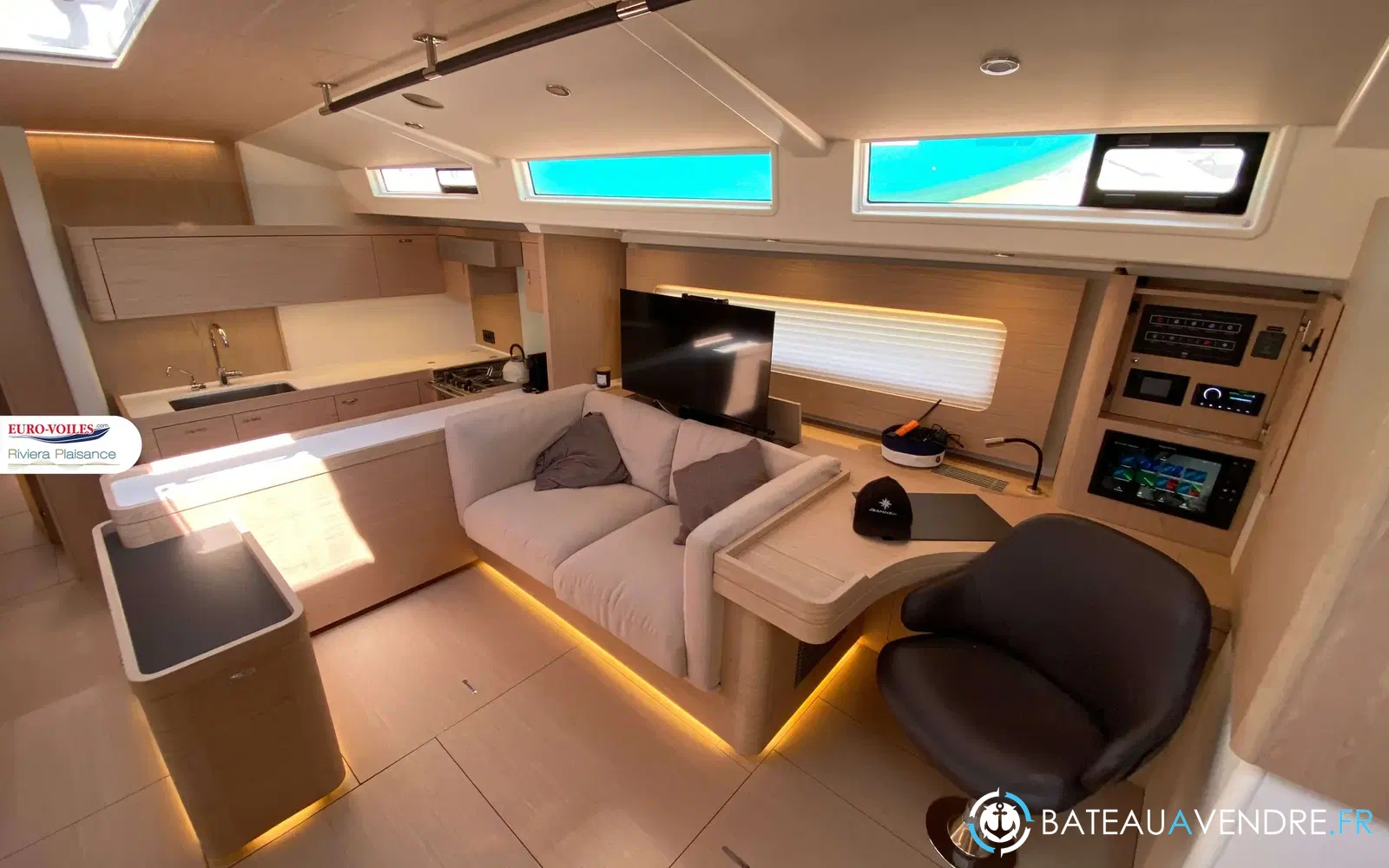 slider 12 Beneteau Oceanis 60