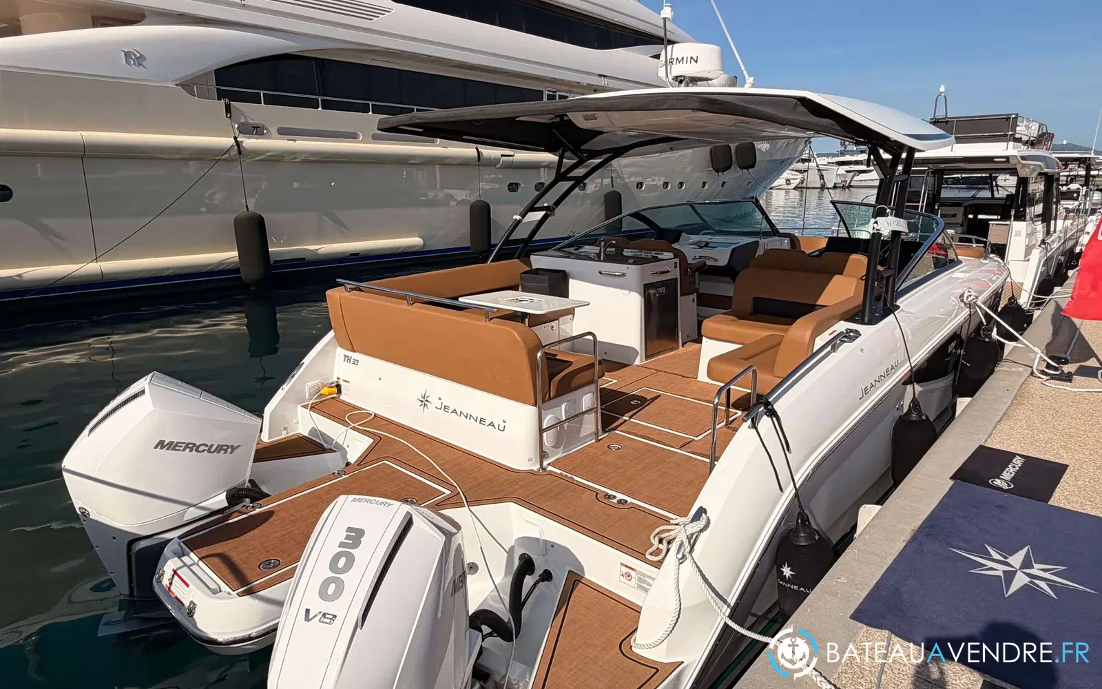 slider 0 Jeanneau TH 33