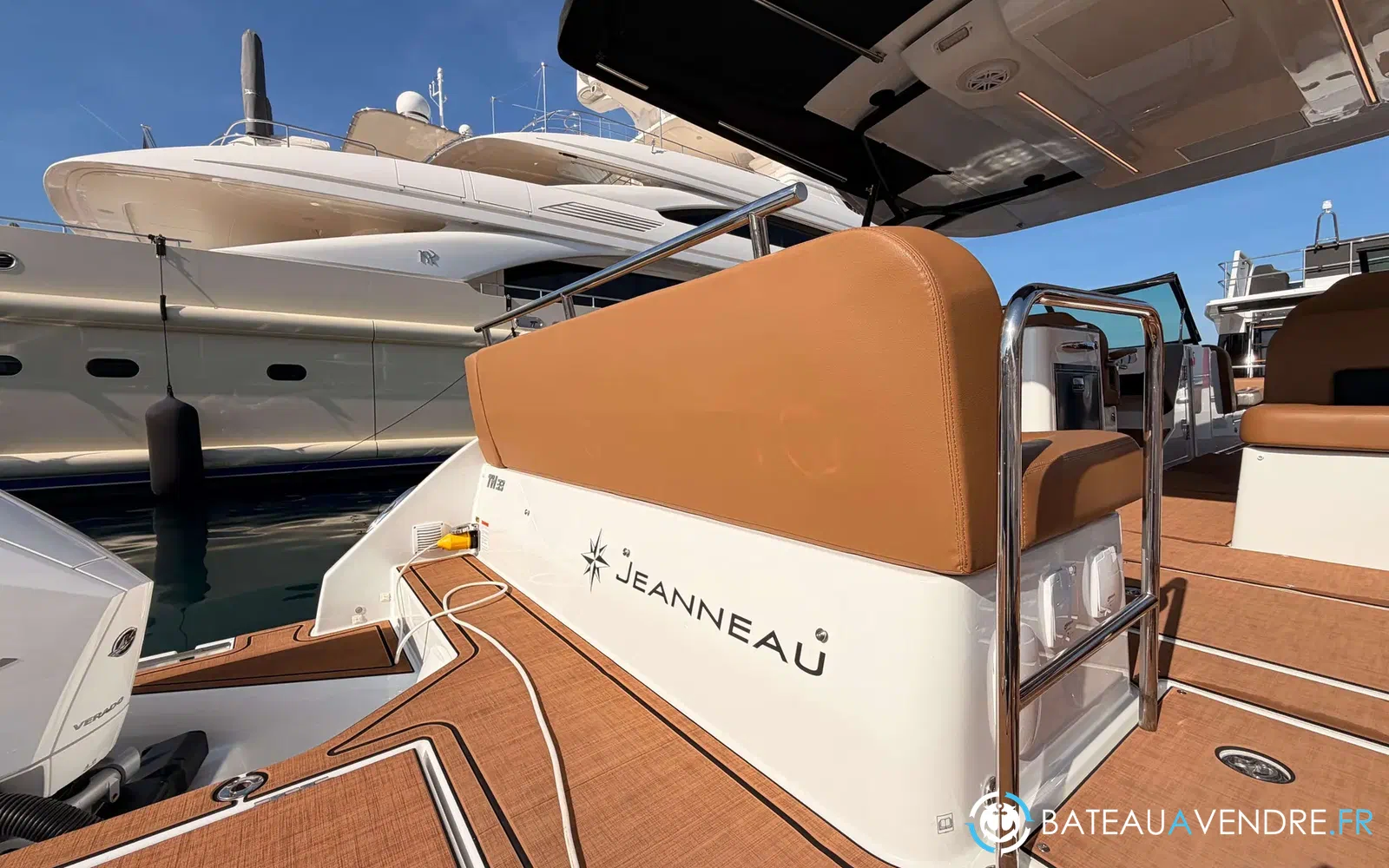 slider 14 Jeanneau TH 33