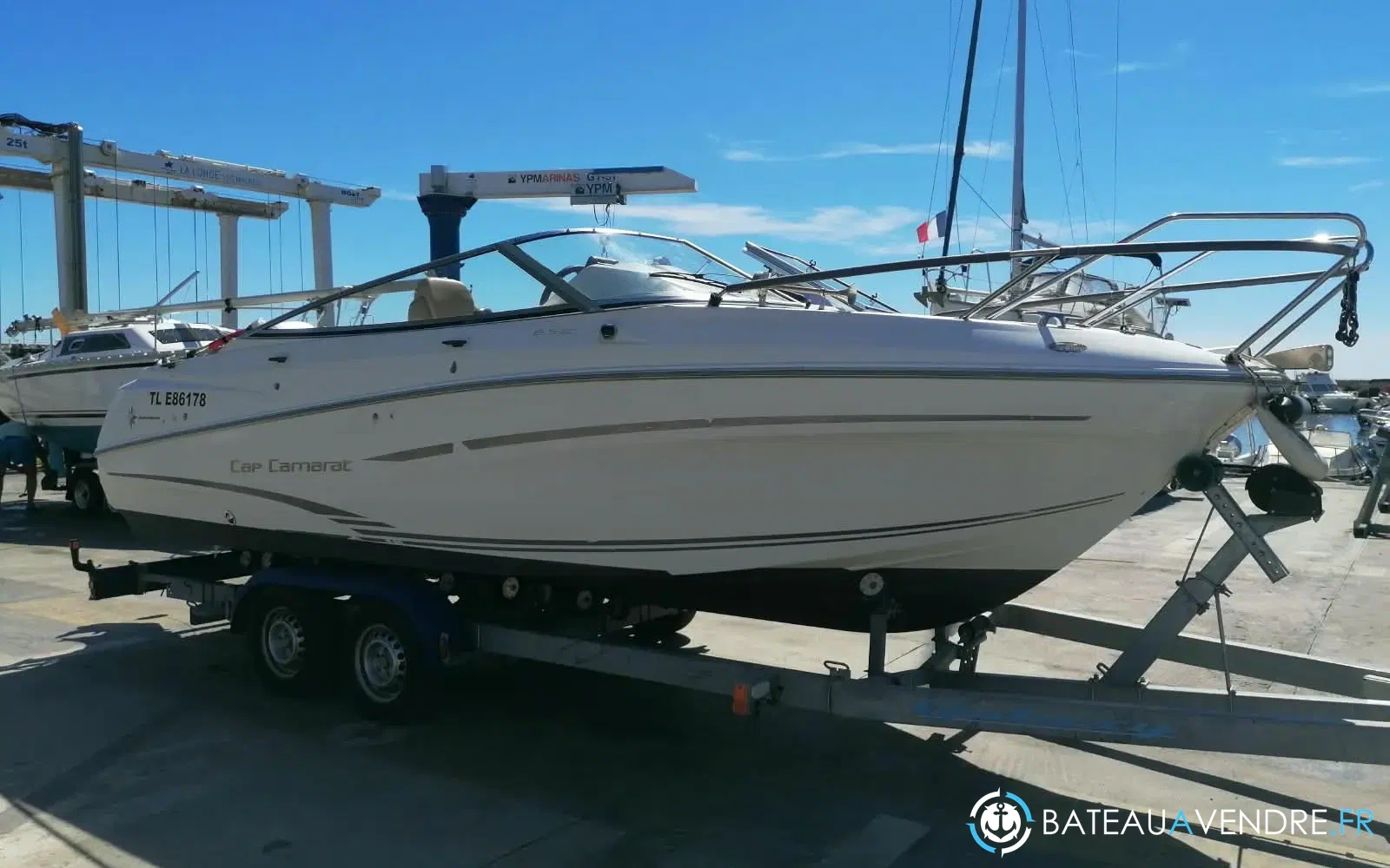slider 11 Jeanneau Cap Camarat 6.5 DC Serie 2