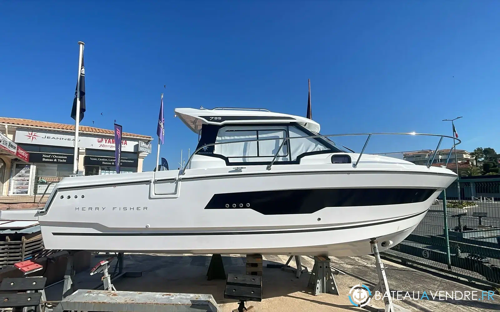 slider 0 Jeanneau Merry Fisher 795 S2