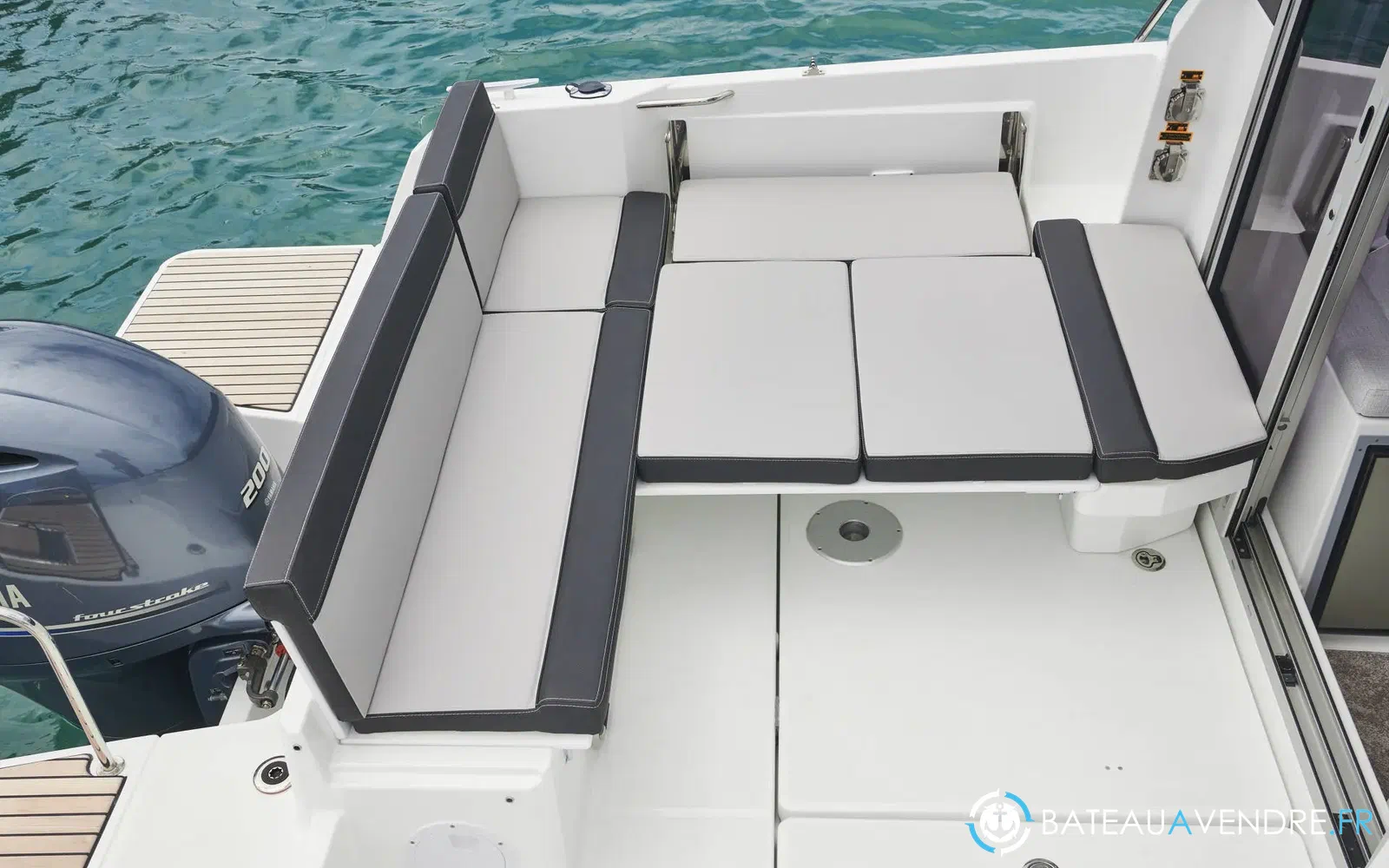 slider 10 Jeanneau Merry Fisher 795 S2