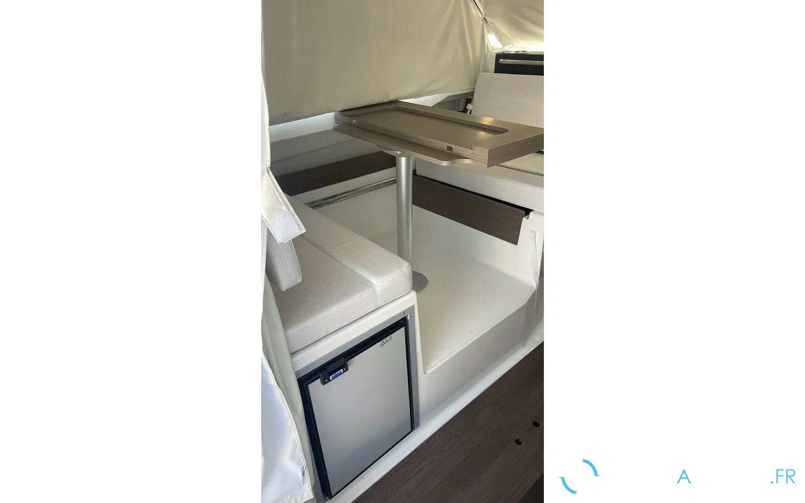 slider 5 Jeanneau Merry Fisher 795 S2