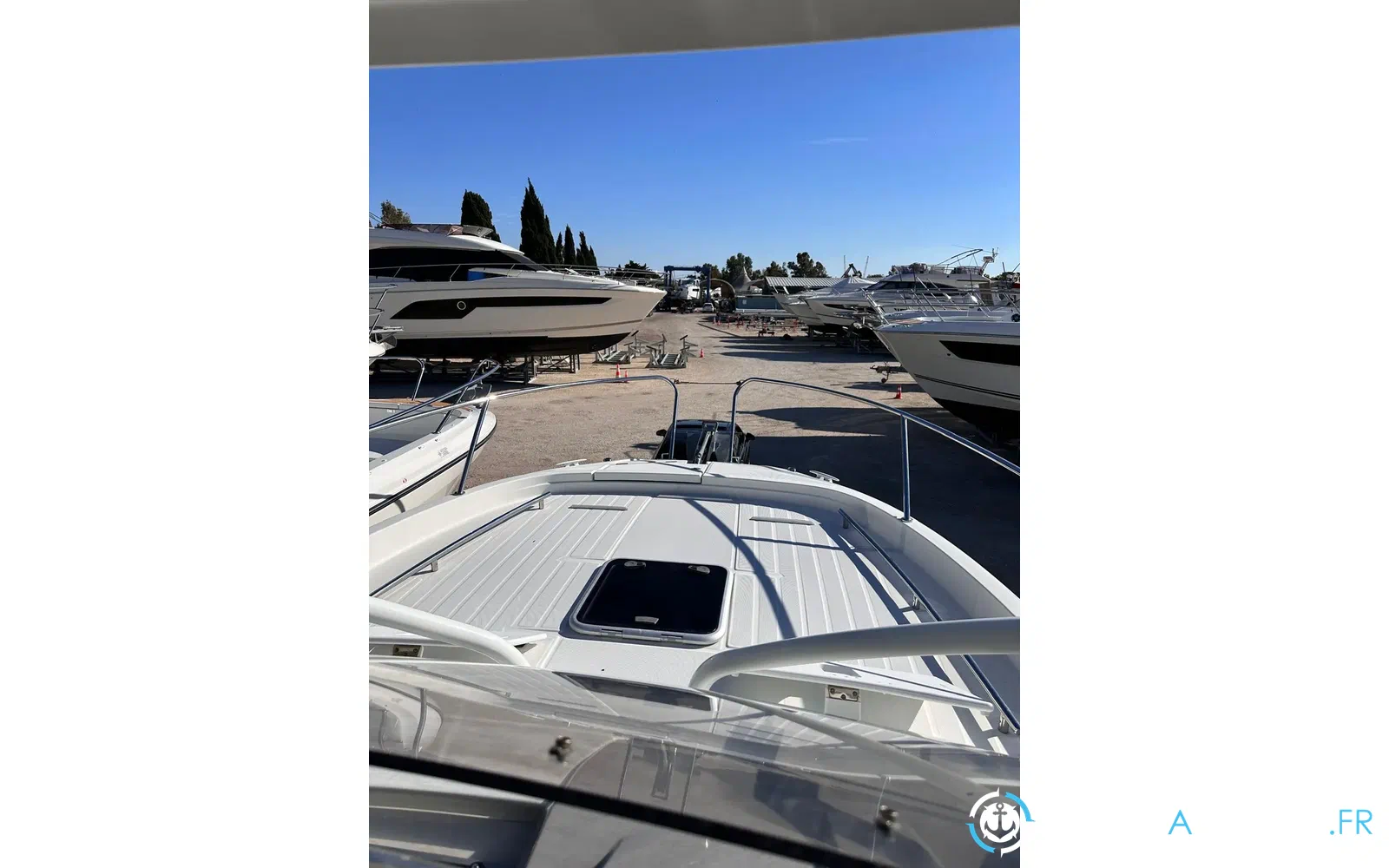 slider 14 Jeanneau Cap Camarat 9.0 WA