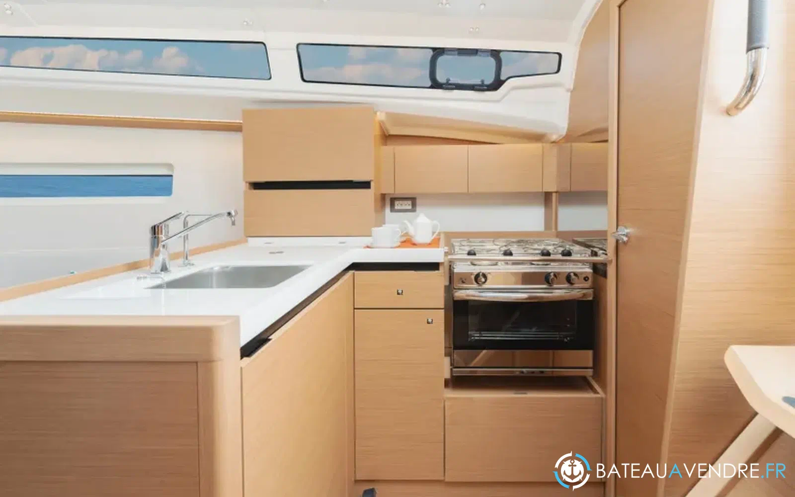 slider 10 Jeanneau sun odyssey 350