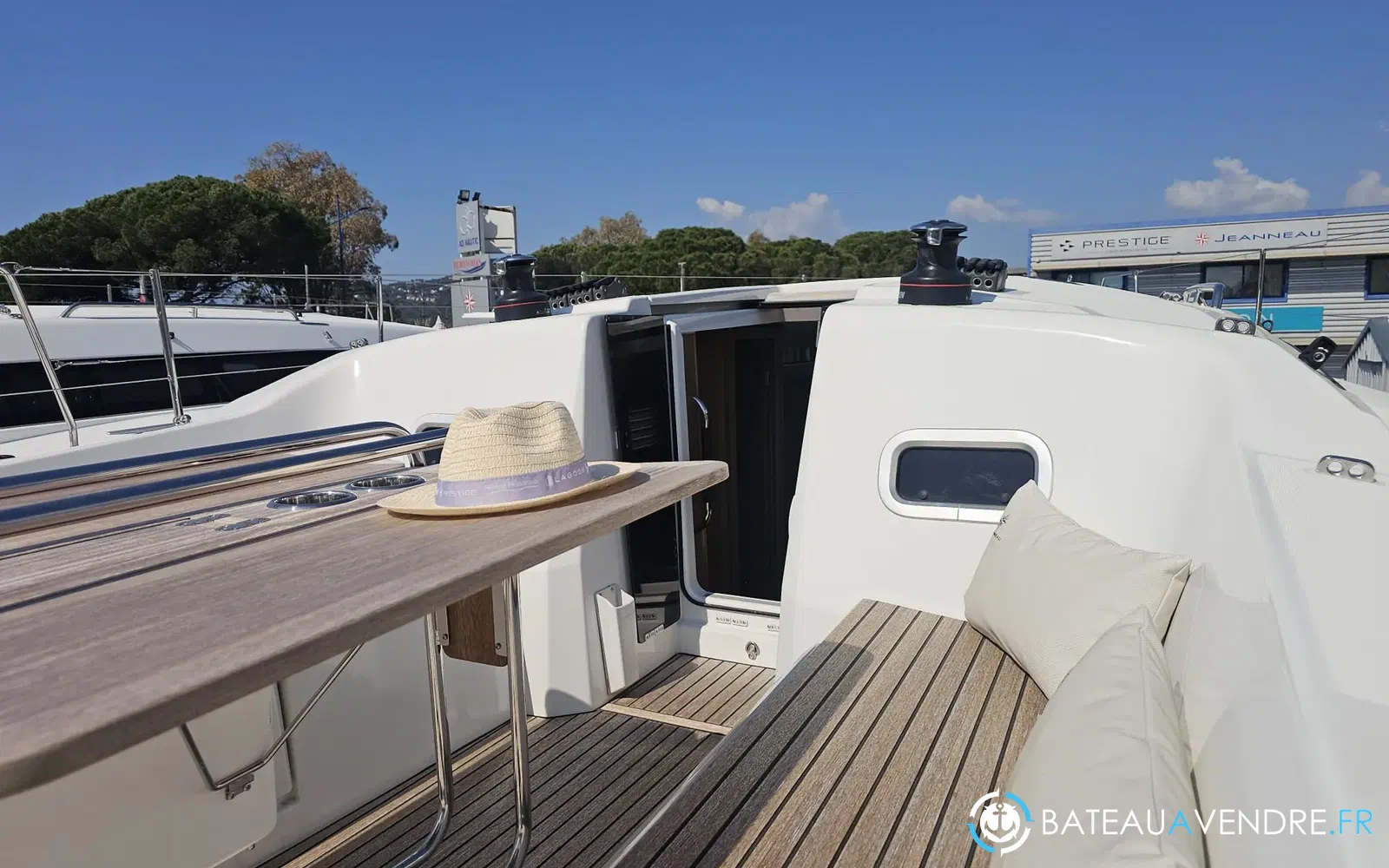 slider 4 Jeanneau sun odyssey 350