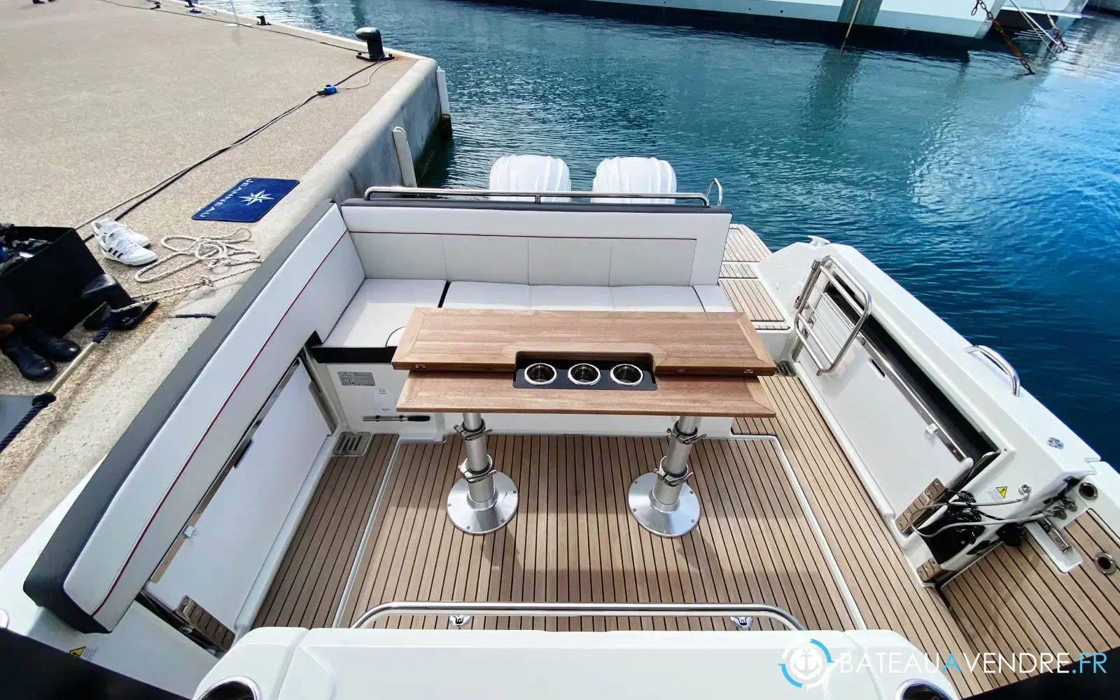 slider 6 Jeanneau Cap Camarat 9.0 WA Serie 2