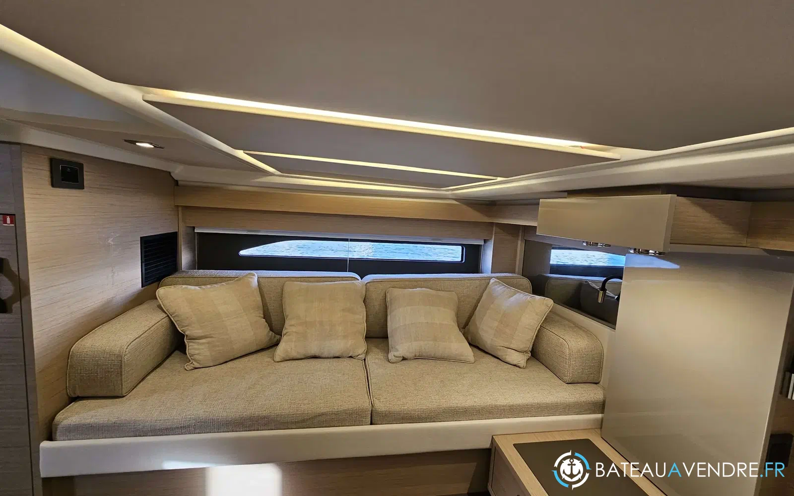 slider 15 Jeanneau DB 43