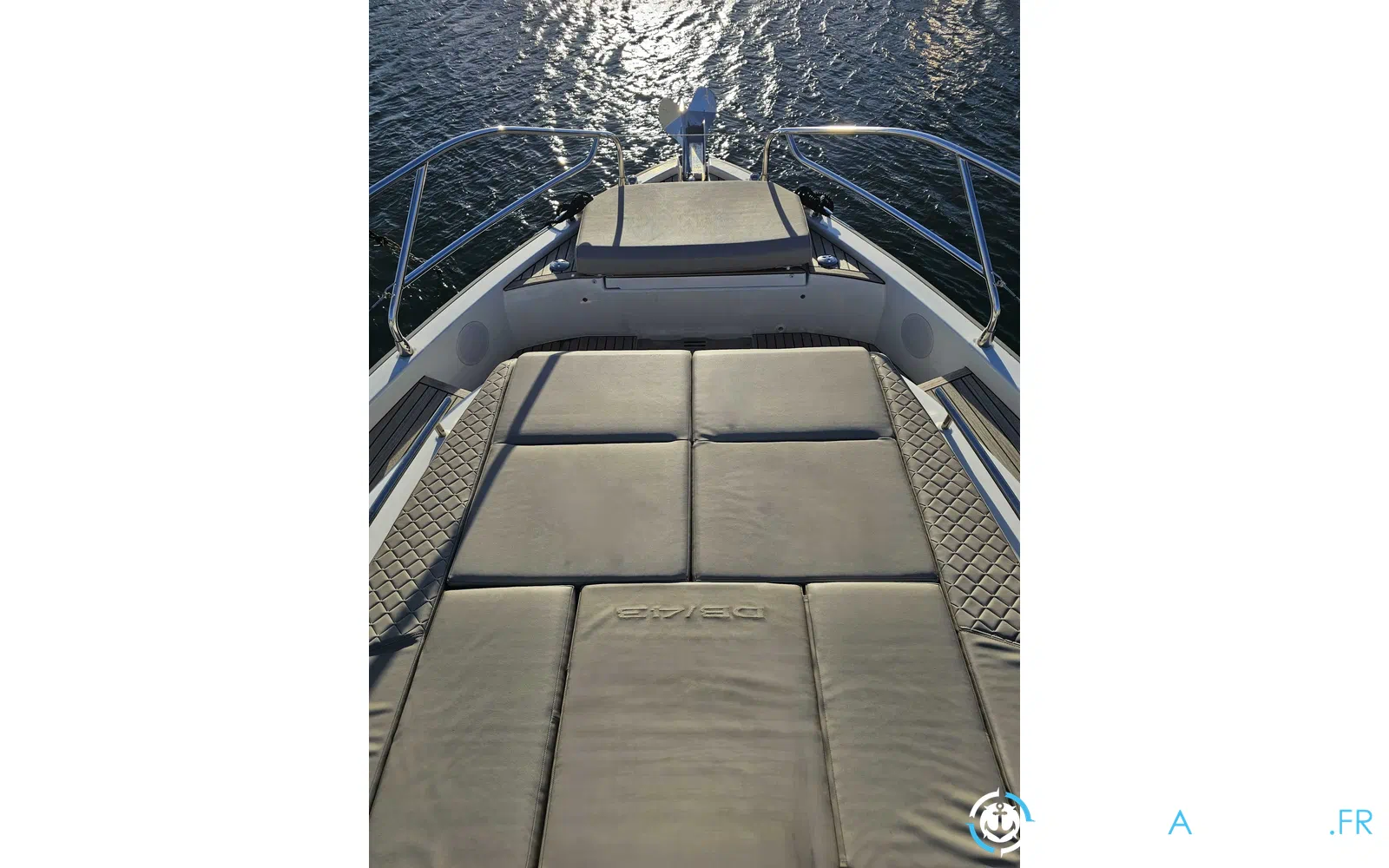 slider 3 Jeanneau DB 43