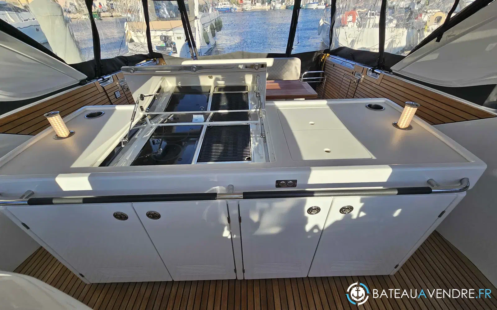 slider 6 Jeanneau DB 43