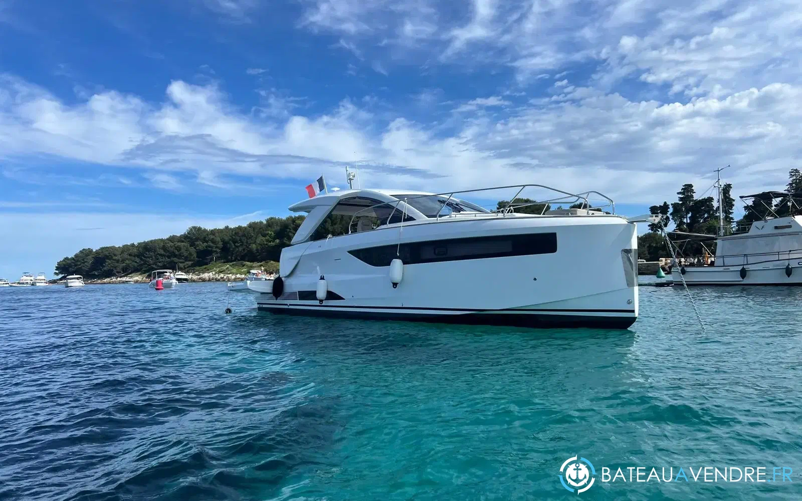 slider 1 Jeanneau DB 37