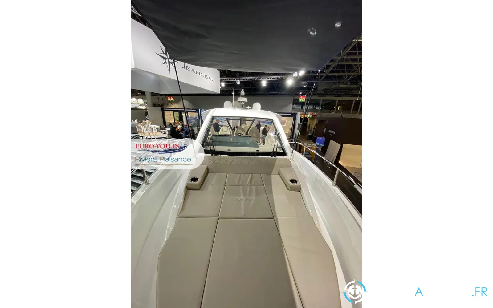 slider 6 Jeanneau DB 37
