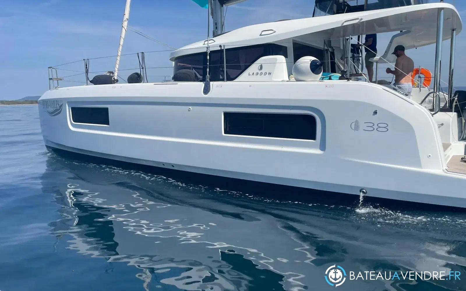 slider 5 Lagoon 38
