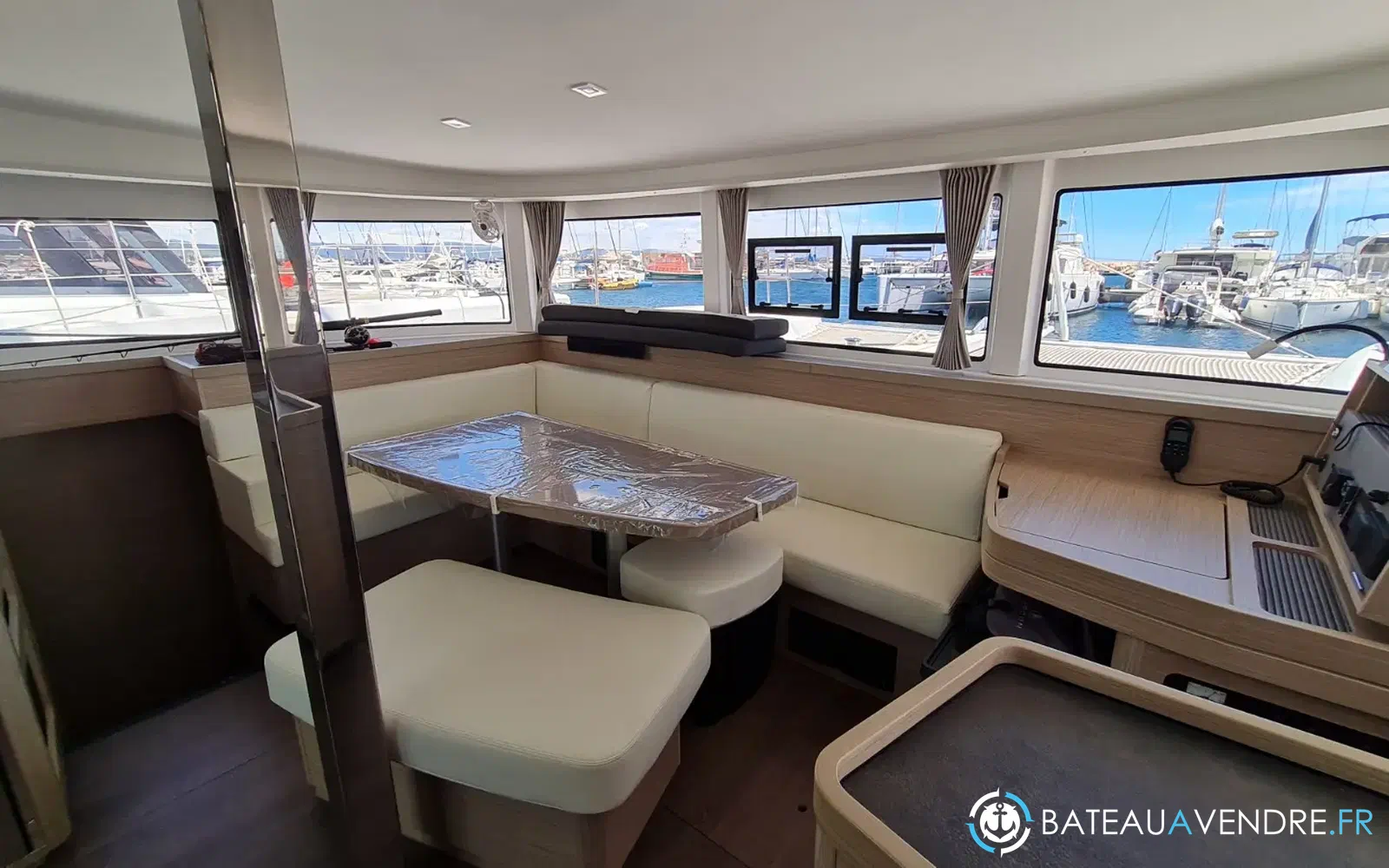 slider 13 Lagoon 42