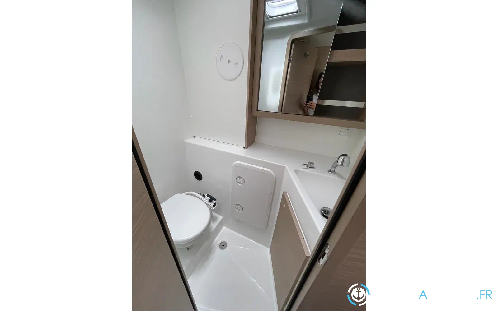 slider 21 Lagoon 42