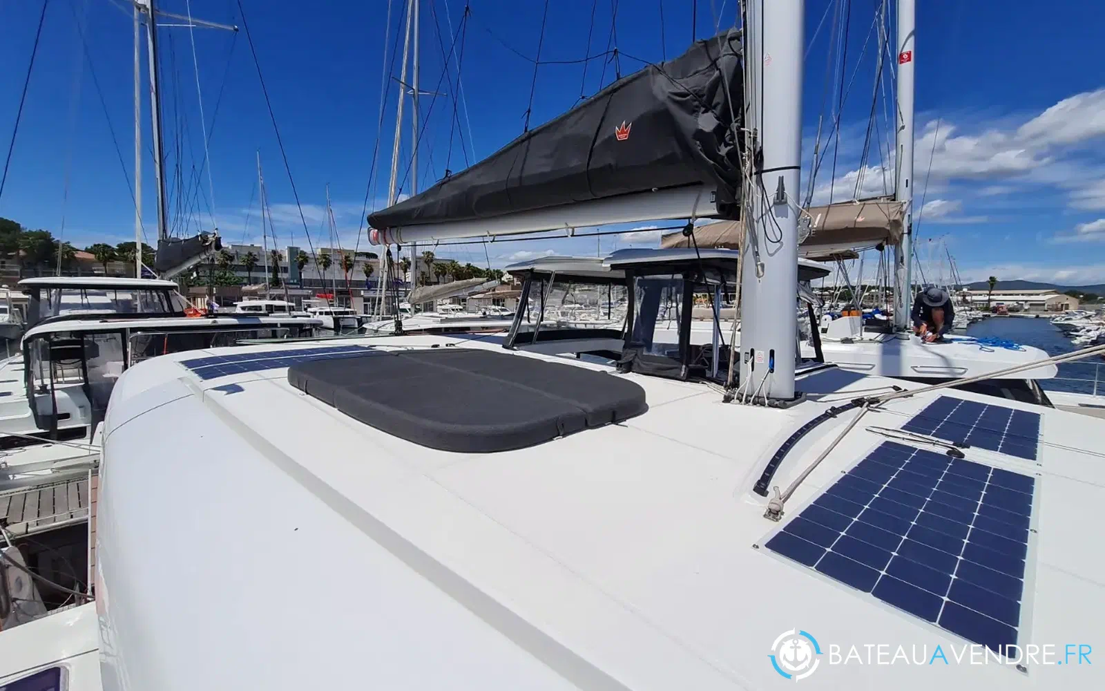slider 7 Lagoon 42