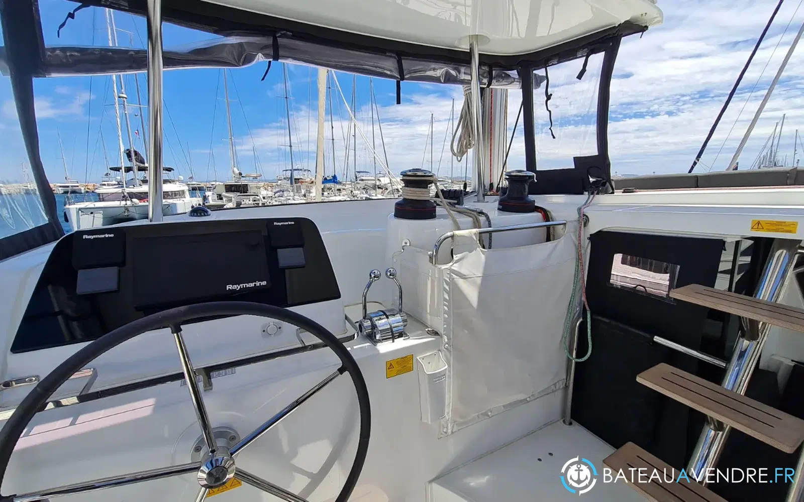 slider 9 Lagoon 42