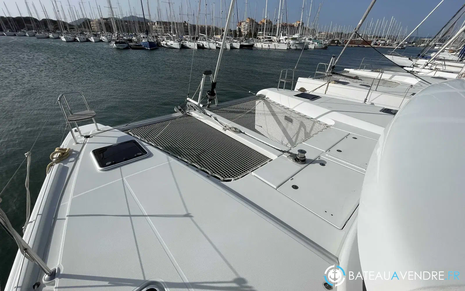 slider 11 Lagoon 42
