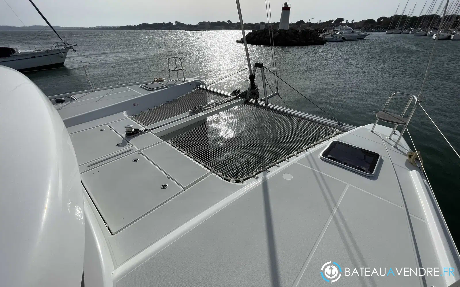 slider 2 Lagoon 42