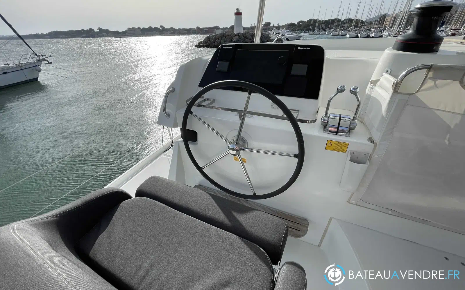 slider 7 Lagoon 42