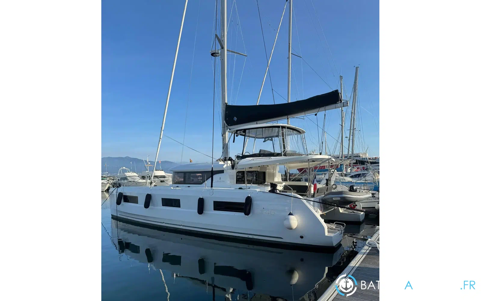 slider 1 Lagoon 46